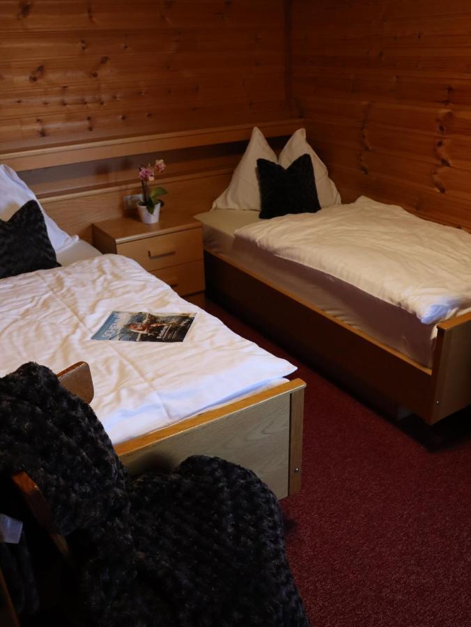 Portnerhof Auf Oberkirn Leilighet Schenna Eksteriør bilde